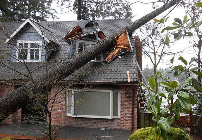 strom-damage (1)